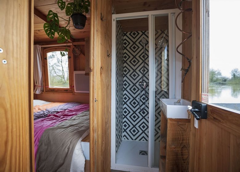 Escapade en famille sur une toue cabanée de Loire