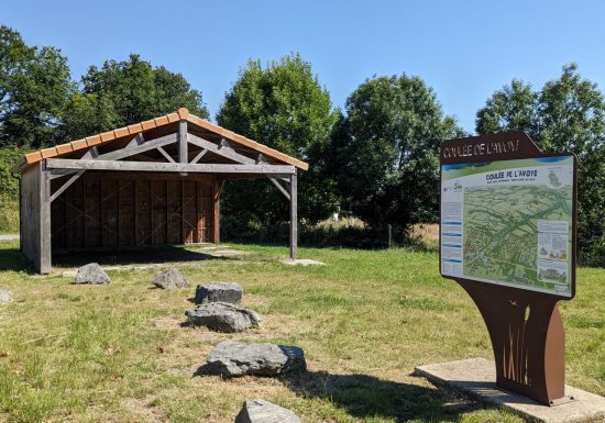 Aire de pique-nique La Coulée de l’Avoye à Saint-Rémy-en-Mauges