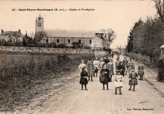 Où se rendent ces jolies demoiselles ?