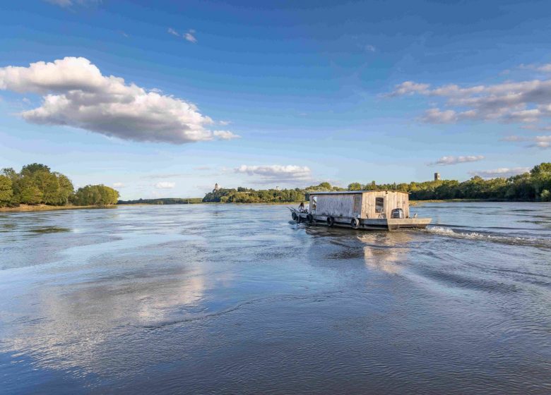 Bateau habitable de Loire “Anguille sous Roche”