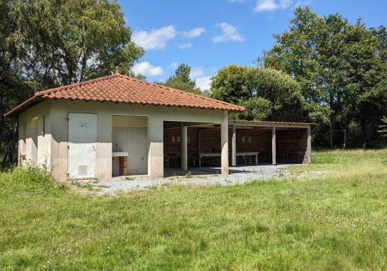 Aire de pique-nique Etang des Bruyères au Fuilet
