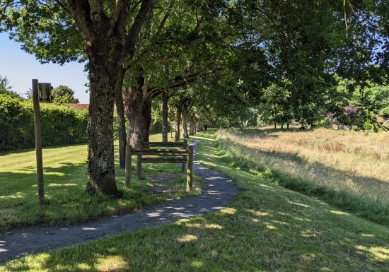 Aire de pique-nique Le Bordage à Saint-Pierre-Montlimart