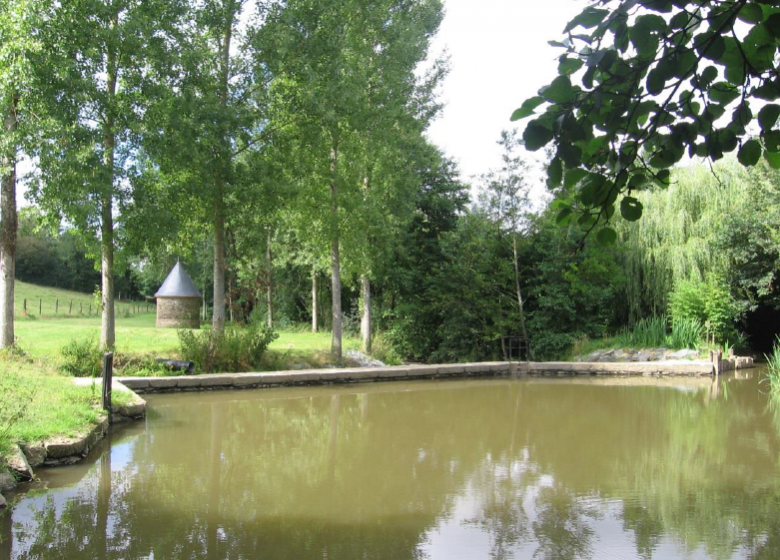 Panneau Patrimoine Vallée de l’Evre: Bélier Hydraulique