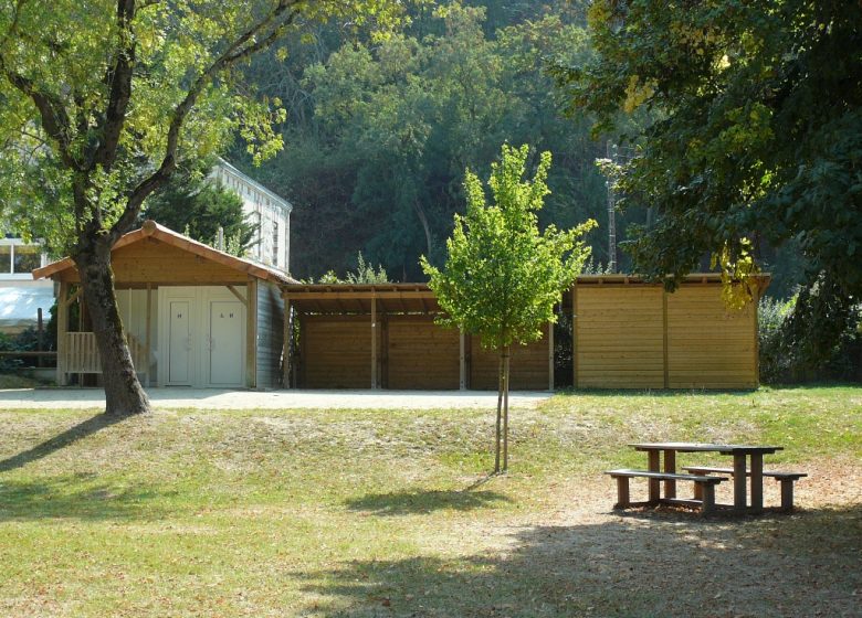 Aire de pique-nique et arrêt vélo – Le Cul du Moulin