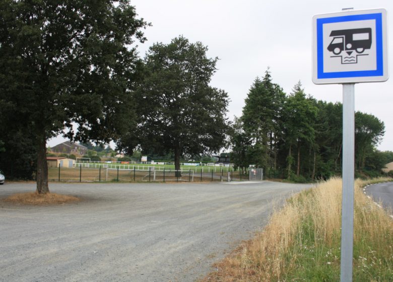 AIRE DE CAMPING-CAR DE BEAUPRÉAU