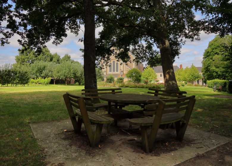Aire de pique-nique du Jardin du Curé à Melay