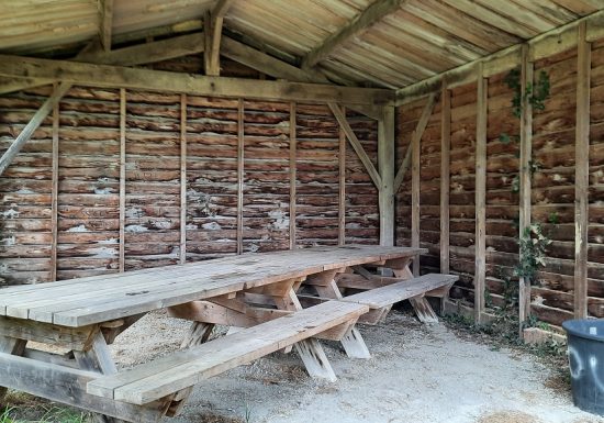 Aire de pique-nique de Neuvy-en-Mauges