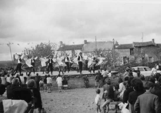 Balade historique à St Laurent de la Plaine