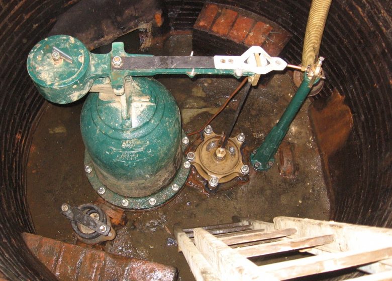 Panneau Patrimoine Vallée de l’Evre: Bélier Hydraulique