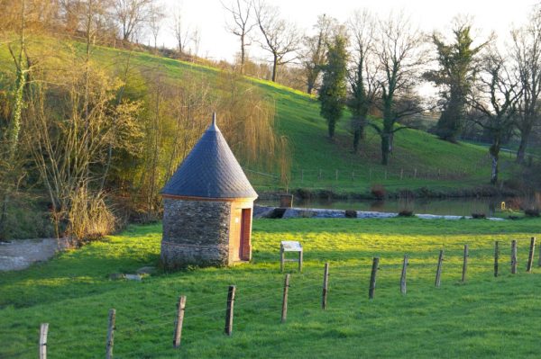 Chemin des Canons via la randonnée "L'abbaye de Bellefontaine et le chemin des Canons"