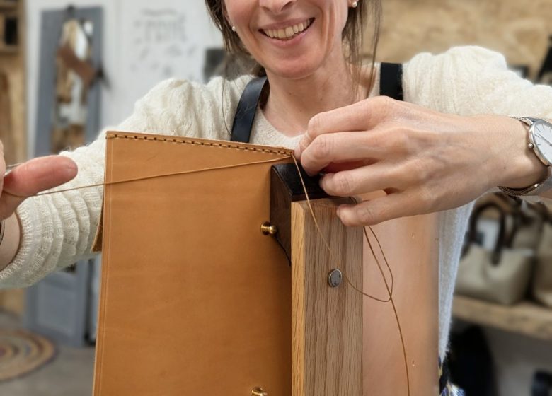 Atelier Maroline : fabrication d’un sac ou d’une besace en cuir artisanal