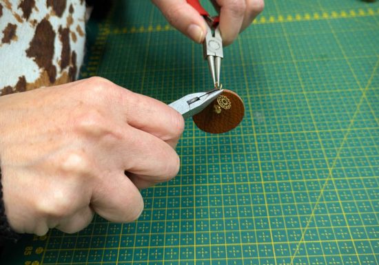 Atelier Maroline : fabrication de bijoux en cuir