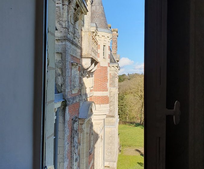 CHAMBRE D’HÔTES CHÂTEAU DE LA COLINIÈRE