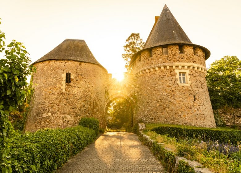 Tours d’entrée de la Citadelle de Champtoceaux