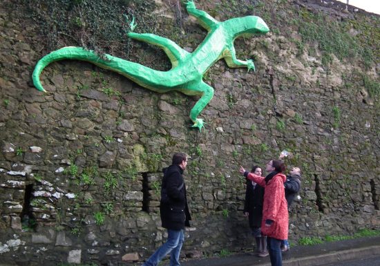 Balade intra-muros à Montjean-sur-Loire : son patrimoine industriel et fluvial et ses sculptures monumentales