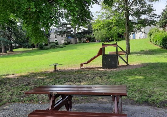 Aire de pique-nique du parc du Prieuré