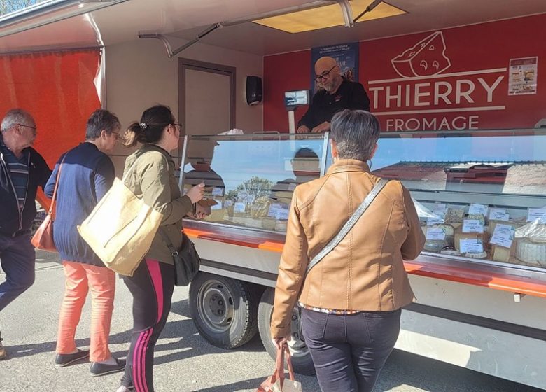Marché hebdomadaire à Saint-Florent-le-Vieil