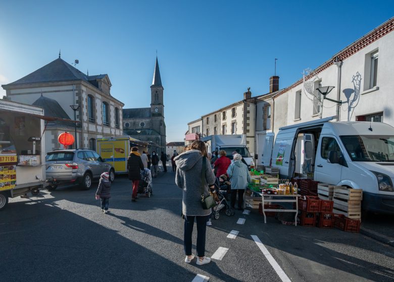 Marché hebdomadaire au St Crespin
