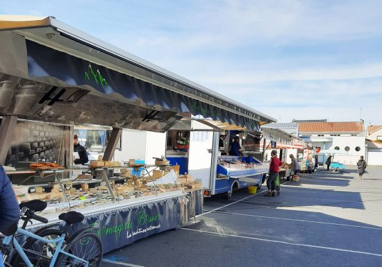 Marché hebdomadaire à Saint-Macaire-en-Mauges
