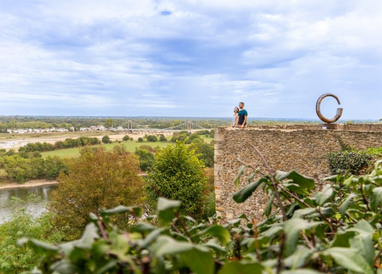 AIRE DE PIQUE-NIQUE ESPLANADE DU MONT GLONNE