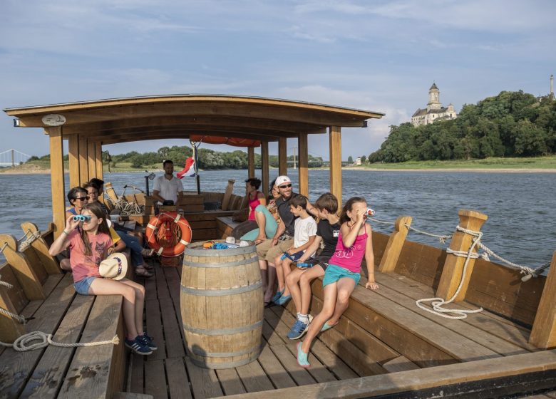 LOIRE EN BATEAU : BATEAU TRADITIONNEL VENT D’SOULAIR