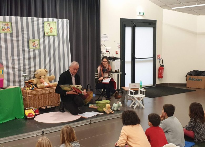 L’atelier du Père Noël, Contes et lectures