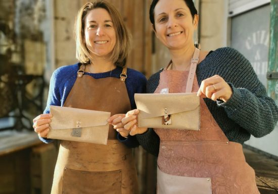 Atelier Maroline : fabrication d’une pochette en cuir