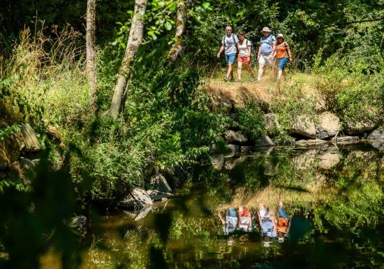 Panneau patrimoine Vallée de l’Èvre : site de la Gautrêche parc et château