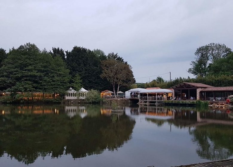 Salle de réception – Domaine Les 3 Rivages