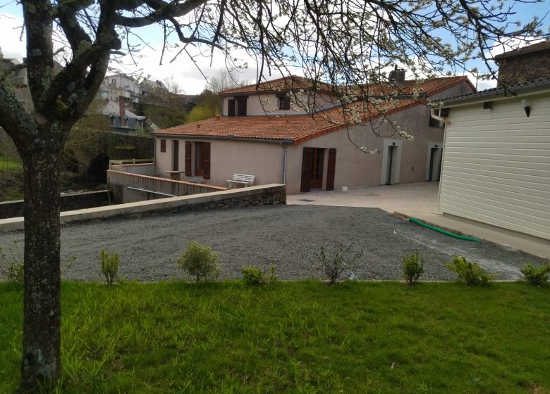 Gite de groupe La Maison de l’Evre
