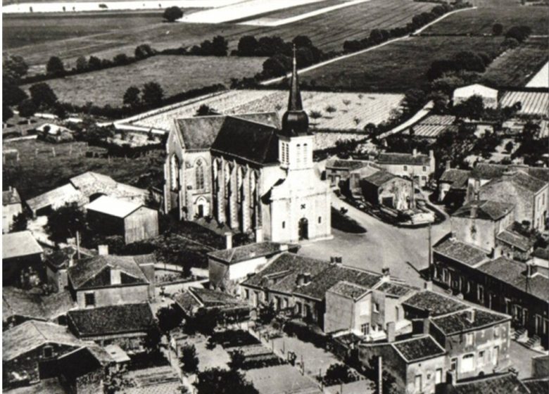 Un atelier en plein air au cœur du bourg